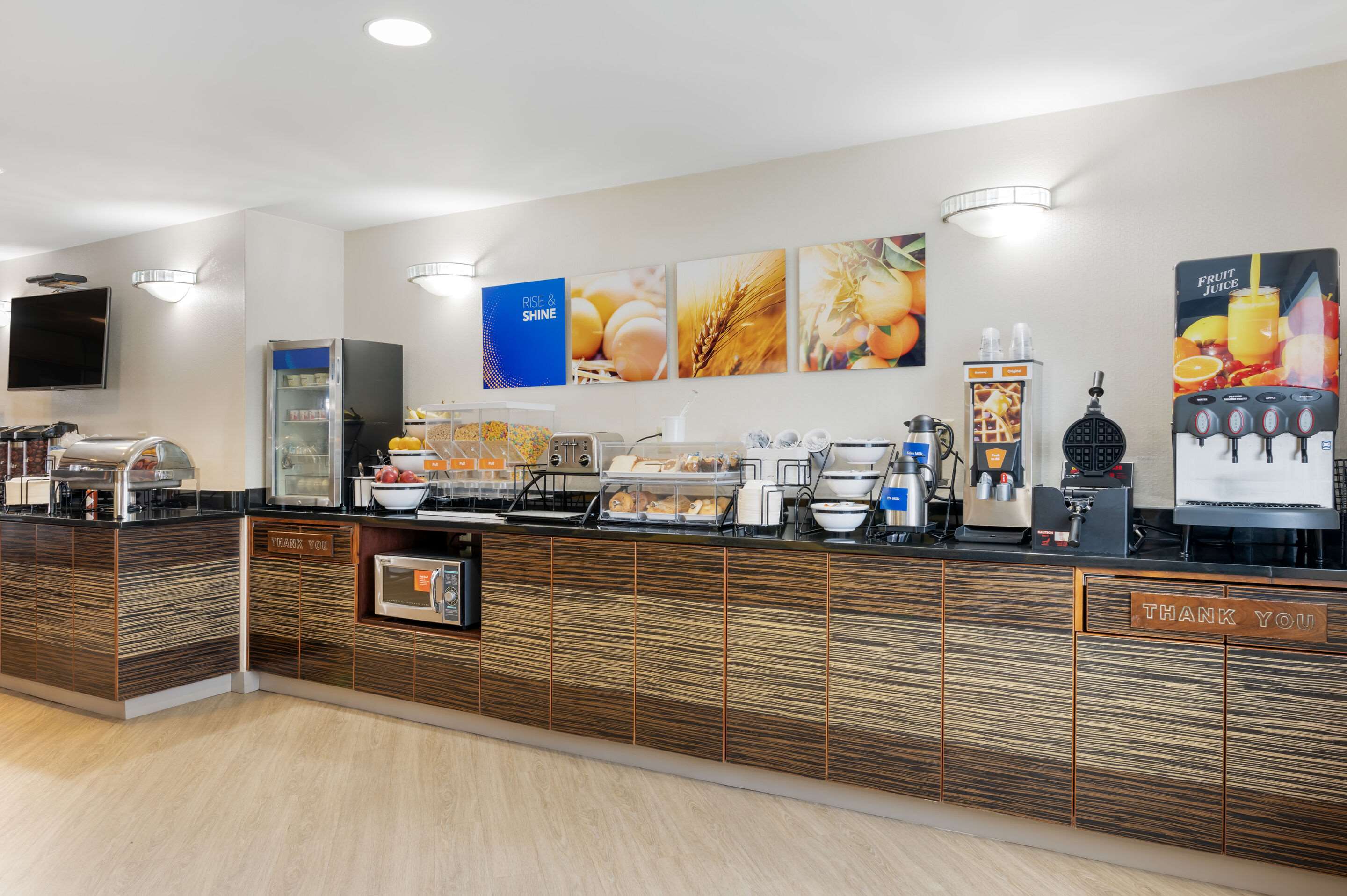 Breakfast area