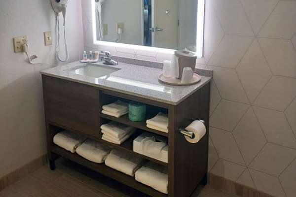  - Comfort Inn Edinburgh - I-65, Exit 76