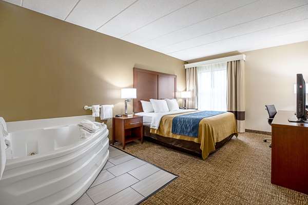  - Comfort Inn North Indianapolis