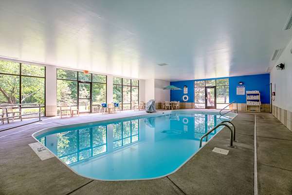 Pool - Comfort Inn North Indianapolis