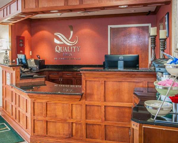  - Quality Inn Castleton Indianapolis - I-465, Exit 35