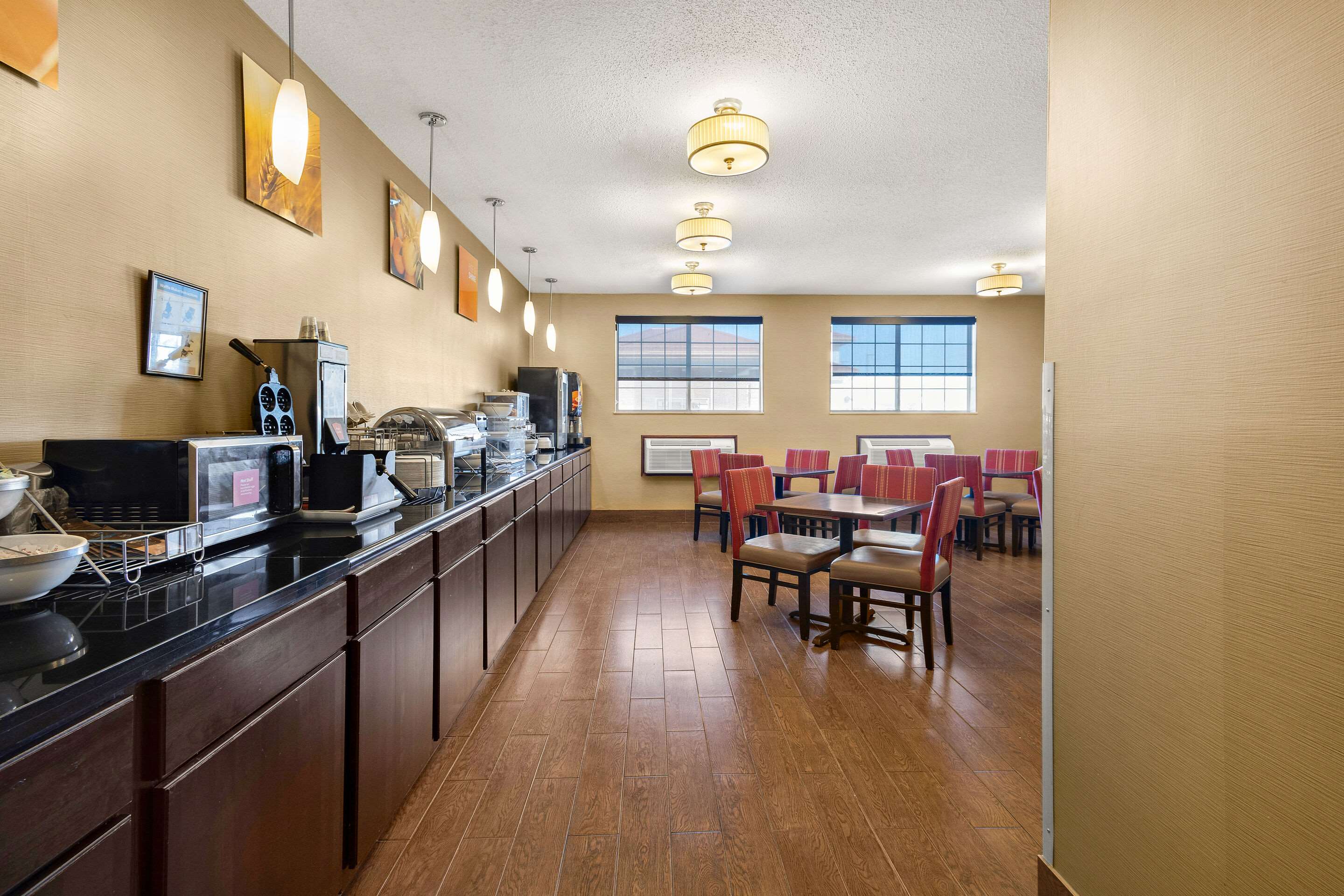 Breakfast area