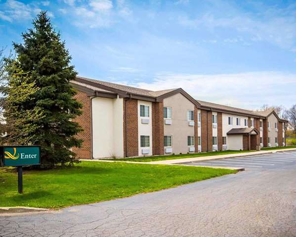 Exterior view - Quality Inn Chesterton - I-94, Exit 26