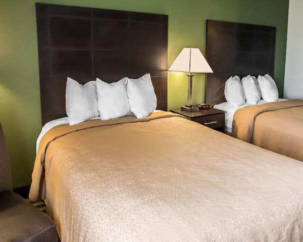  - Quality Inn Chesterton - I-94, Exit 26