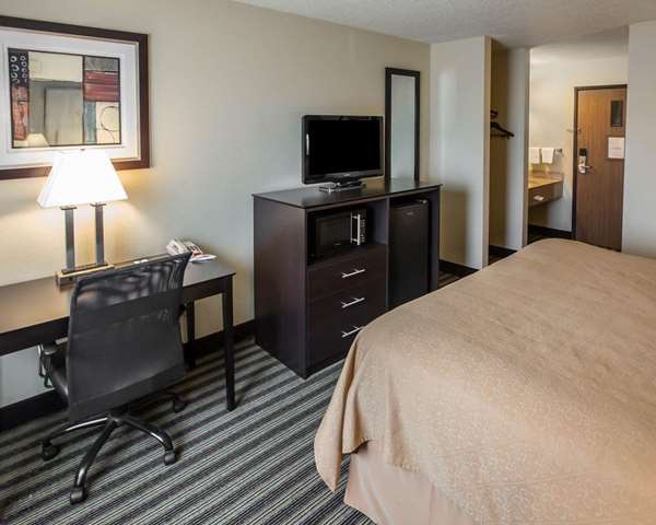  - Quality Inn Chesterton - I-94, Exit 26