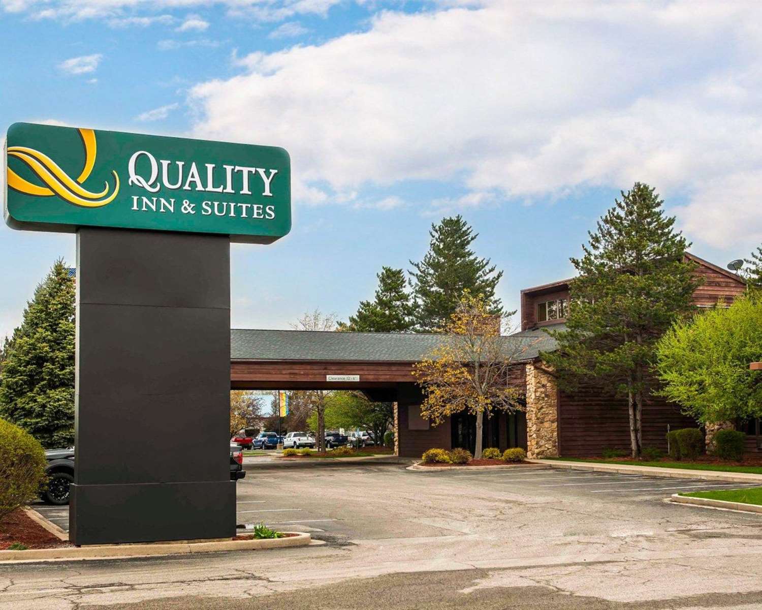Quality Inn & Suites Goshen, IN See Discounts