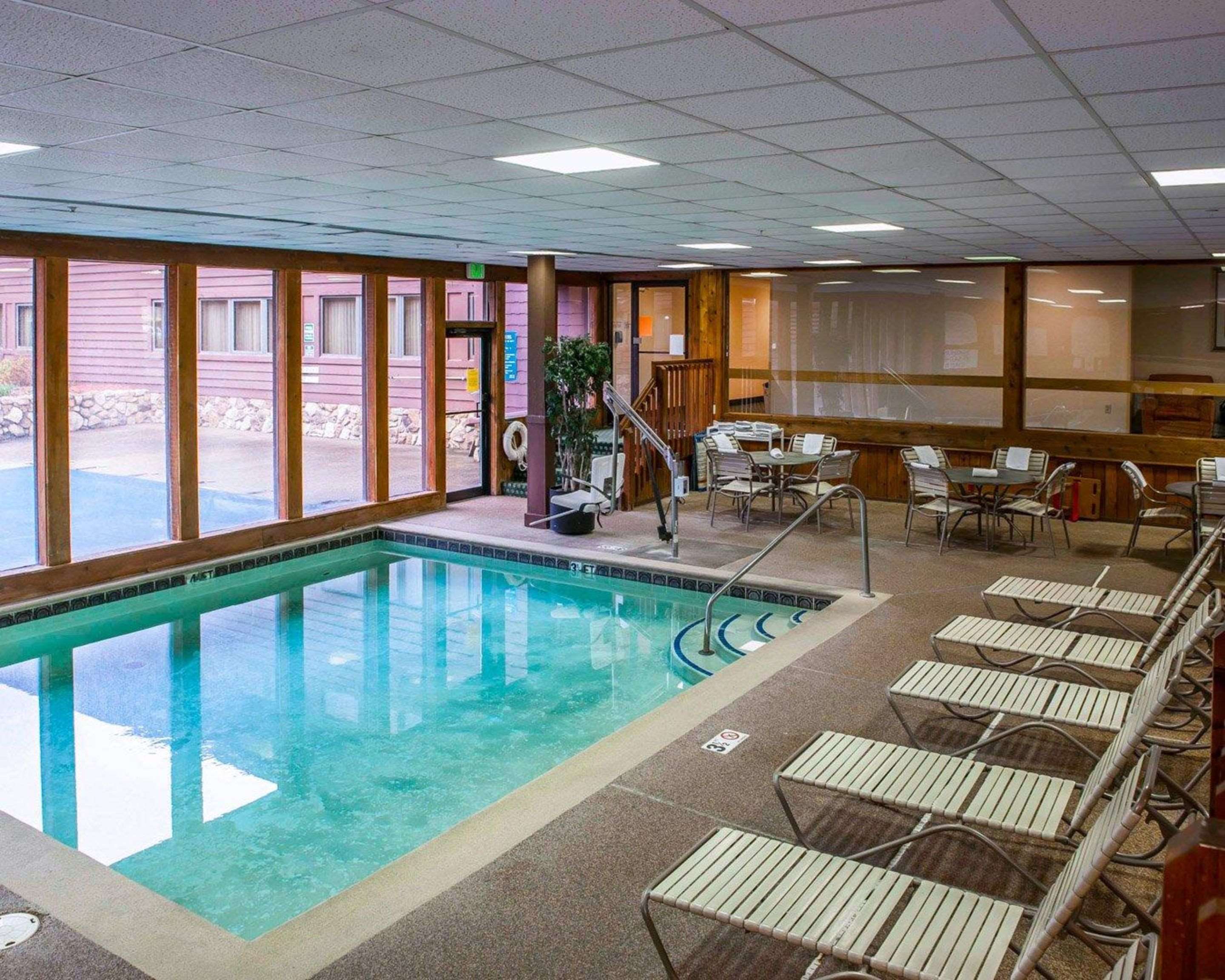 Indooroutdoor pool | Quality Inn & Suites