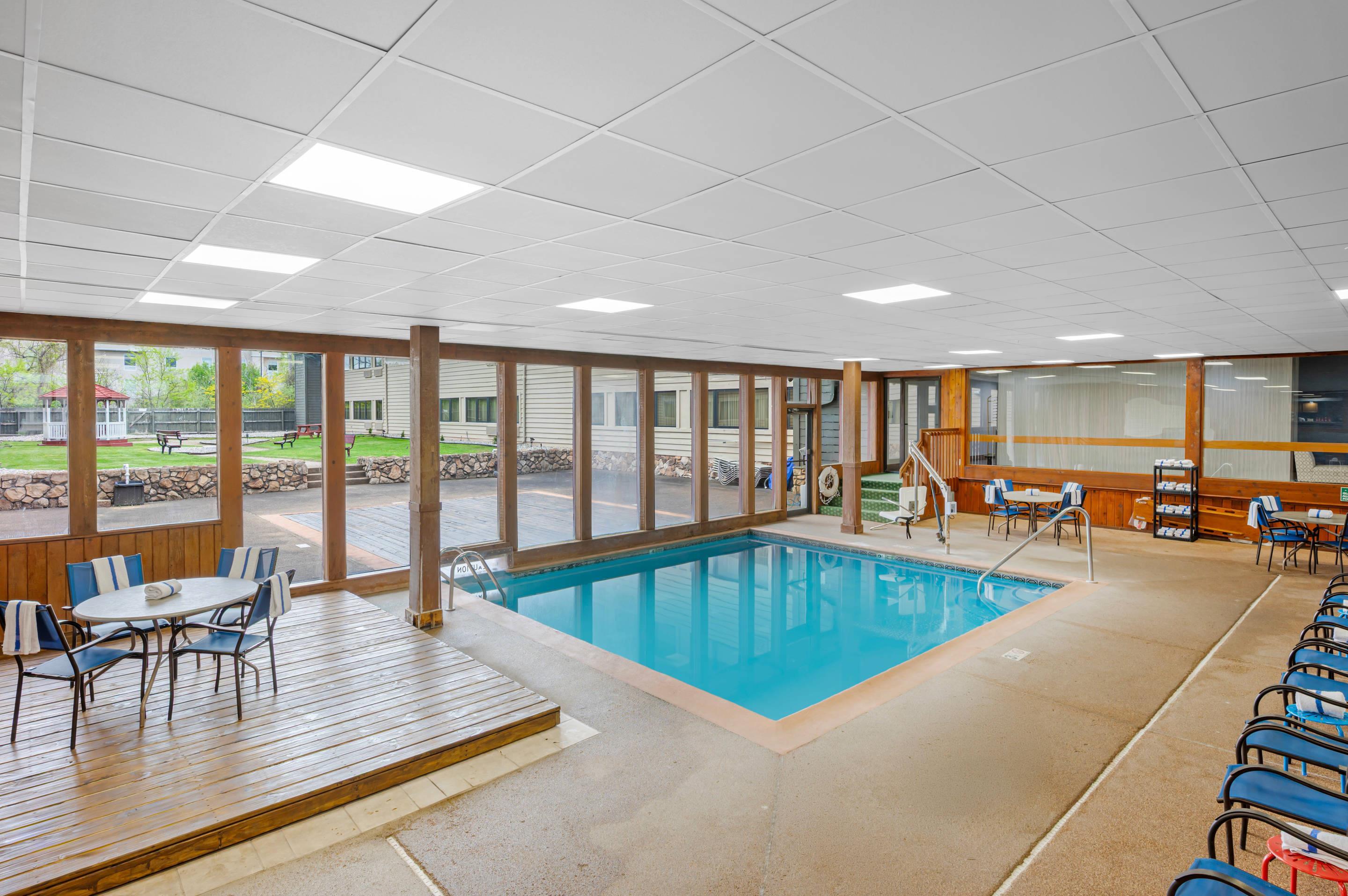 Indoor pool | Quality Inn & Suites
