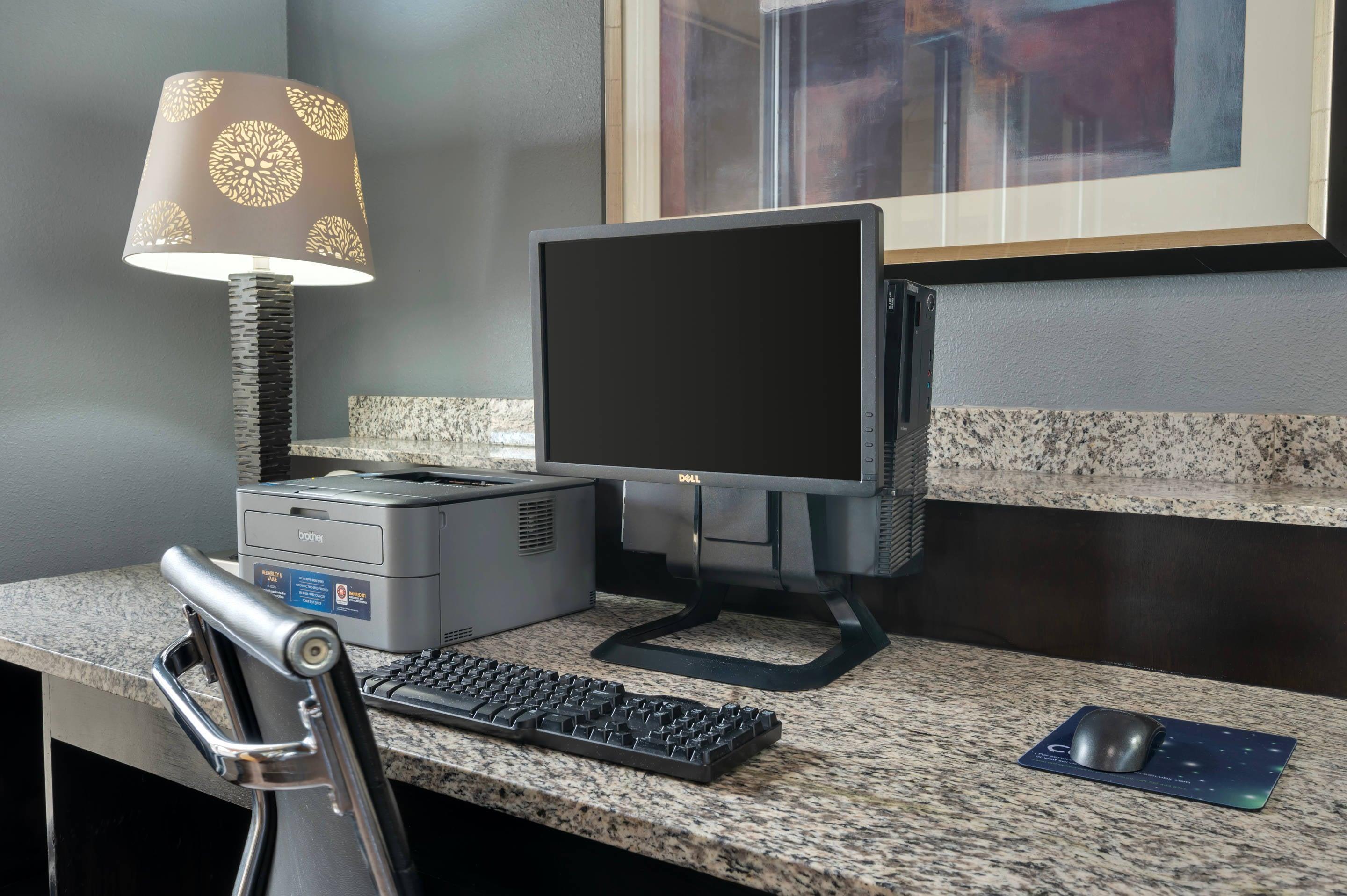 Computer in the lobby | Quality Inn & Suites