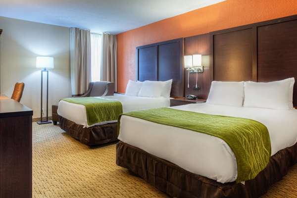  - Comfort Inn & Suites Evansville