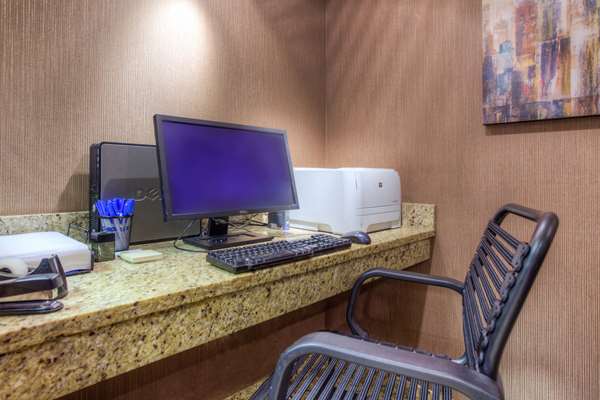 Conference Area - Comfort Inn & Suites Evansville