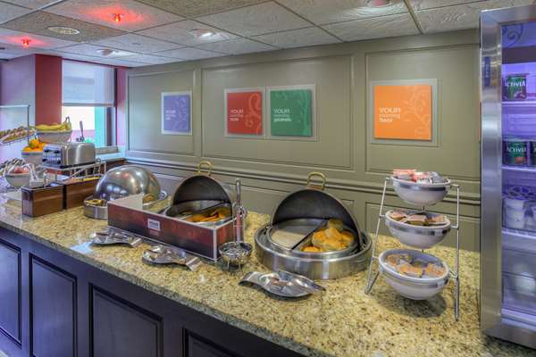 Amenities - Comfort Inn & Suites Evansville