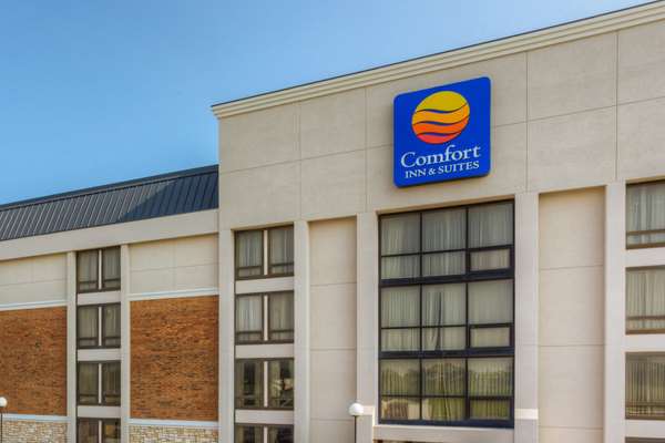 Exterior view - Comfort Inn & Suites Evansville