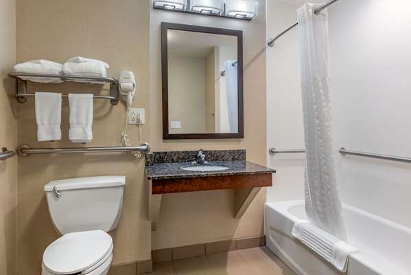  - Comfort Suites Marion