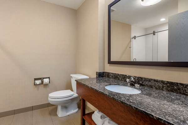  - Comfort Suites Marion