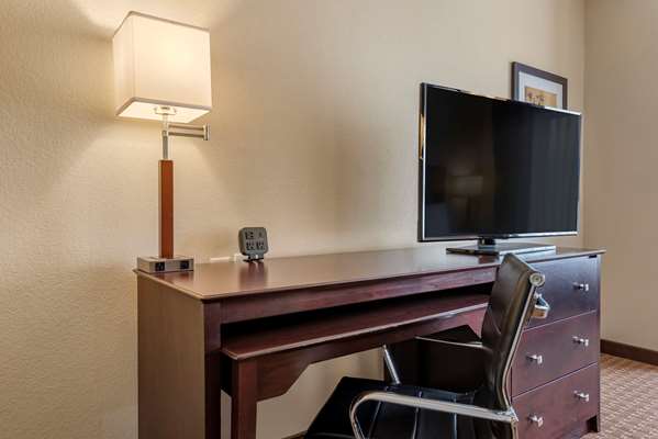  - Comfort Suites Marion