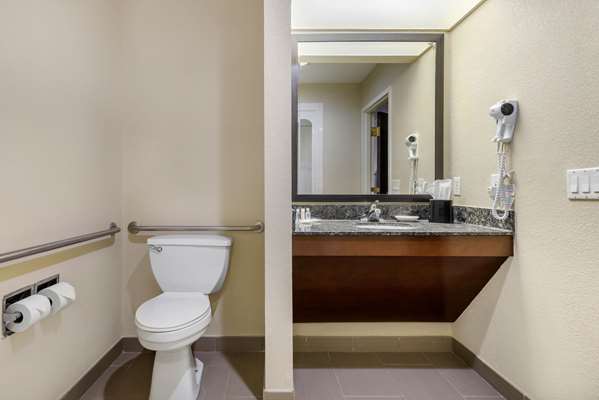  - Comfort Suites Lafayette - I-65, Exit 172