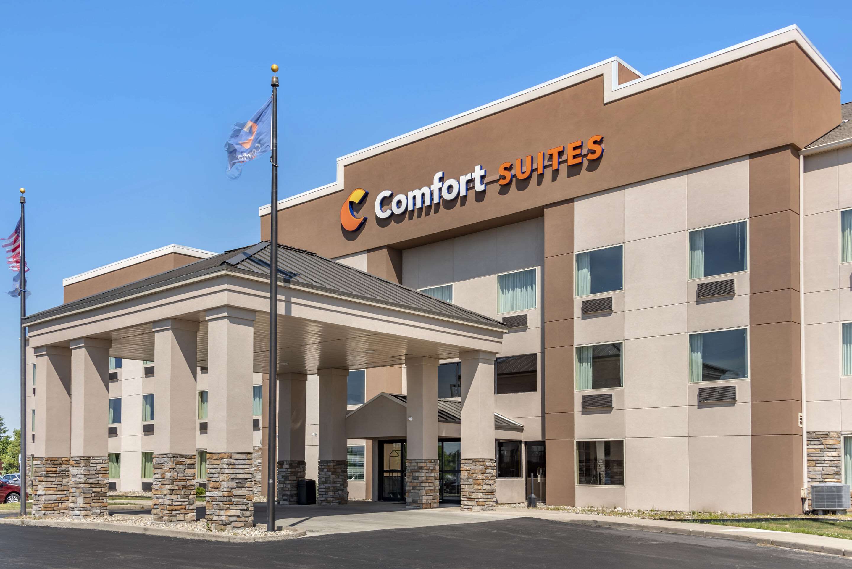 Hotel exterior | Comfort Suites South