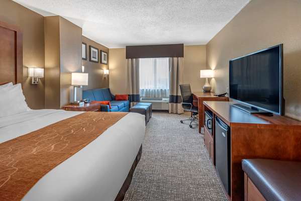 Suite - Comfort Suites Terre Haute - I-70, Exit 7