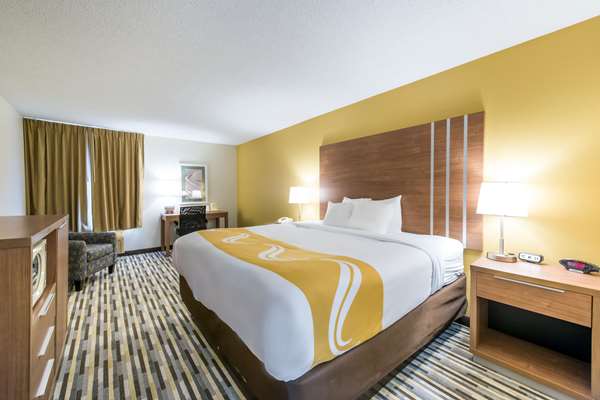  - Quality Inn Michigan City - I-94, Exit 34