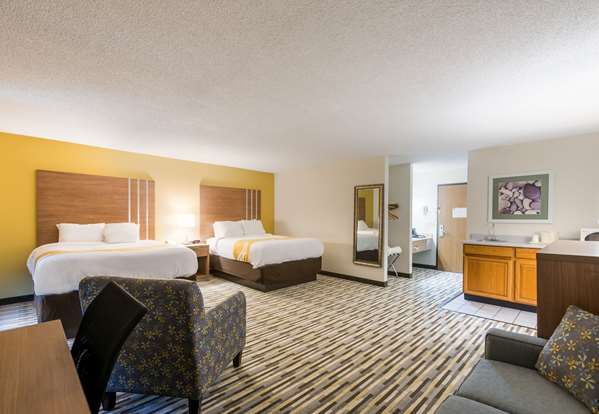  - Quality Inn Michigan City - I-94, Exit 34