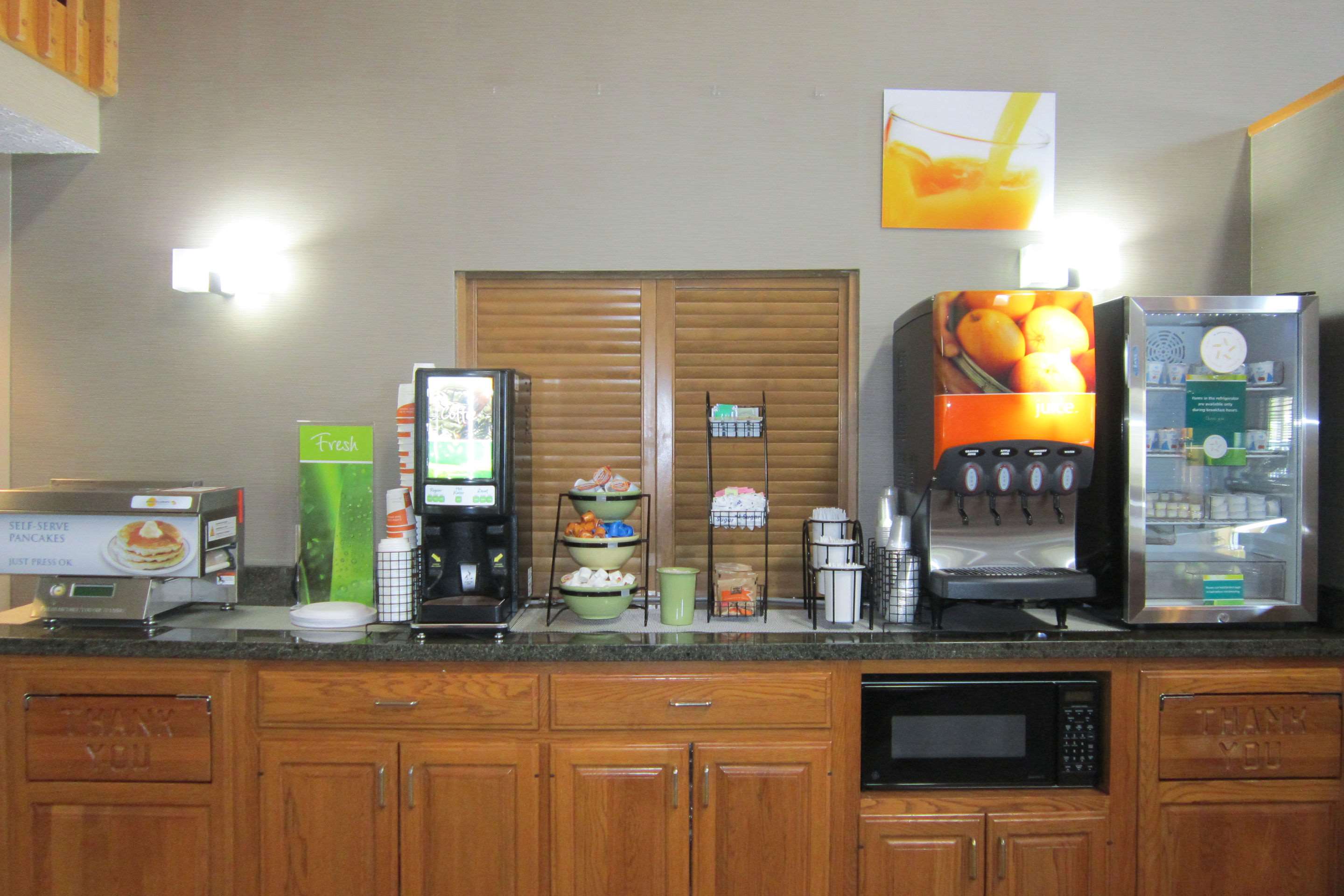 Breakfast area