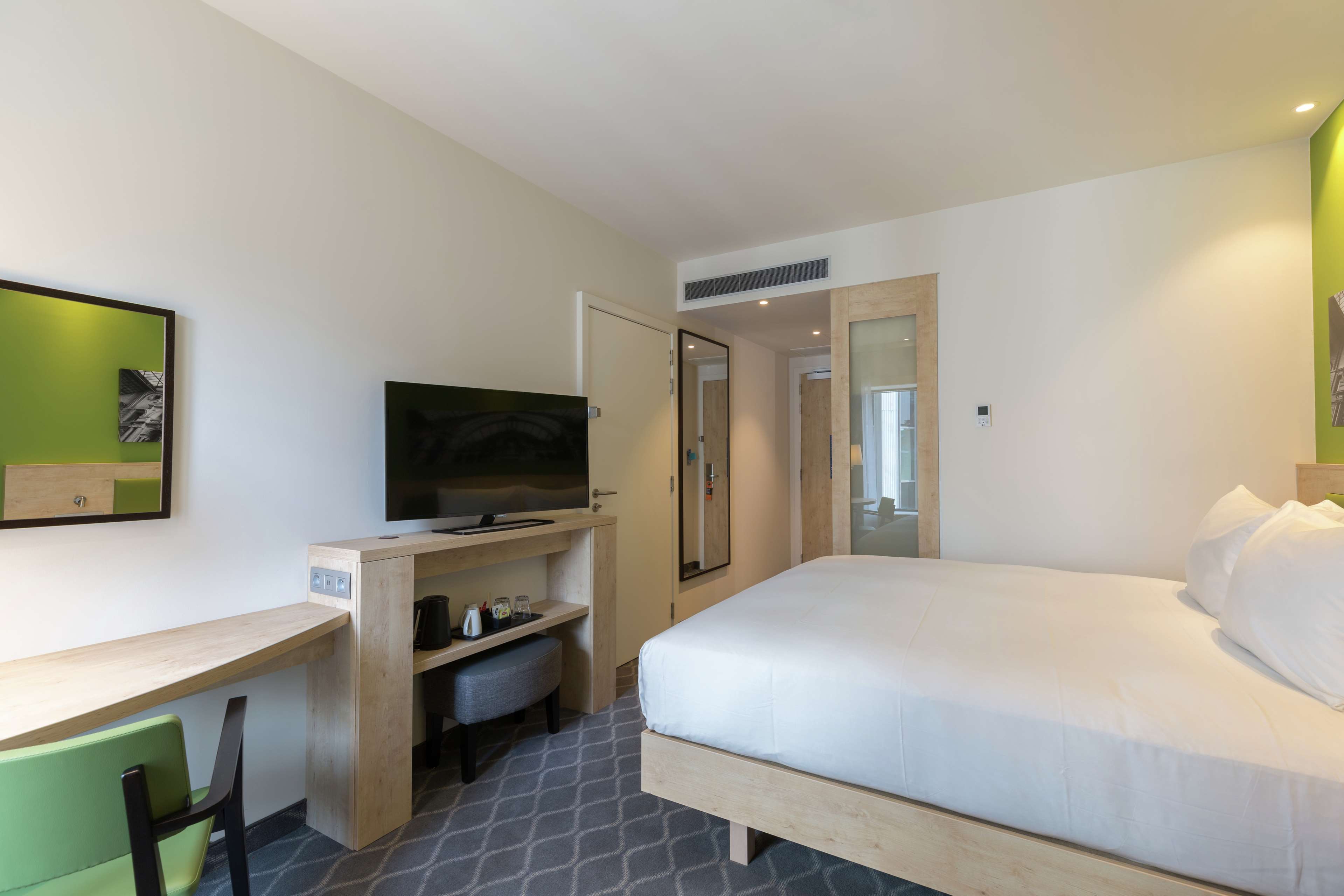 Hampton by Hilton Antwerp Central Station Room Type - KING ROOM