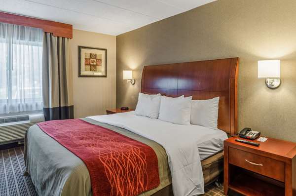  - Comfort Inn & Suites West Springfield