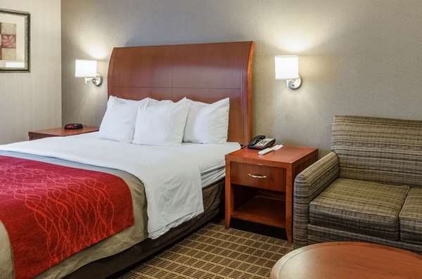  - Comfort Inn & Suites West Springfield
