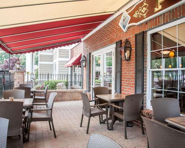 Restaurant - Comfort Inn & Suites Colonial Sturbridge - I-84, Exit 6