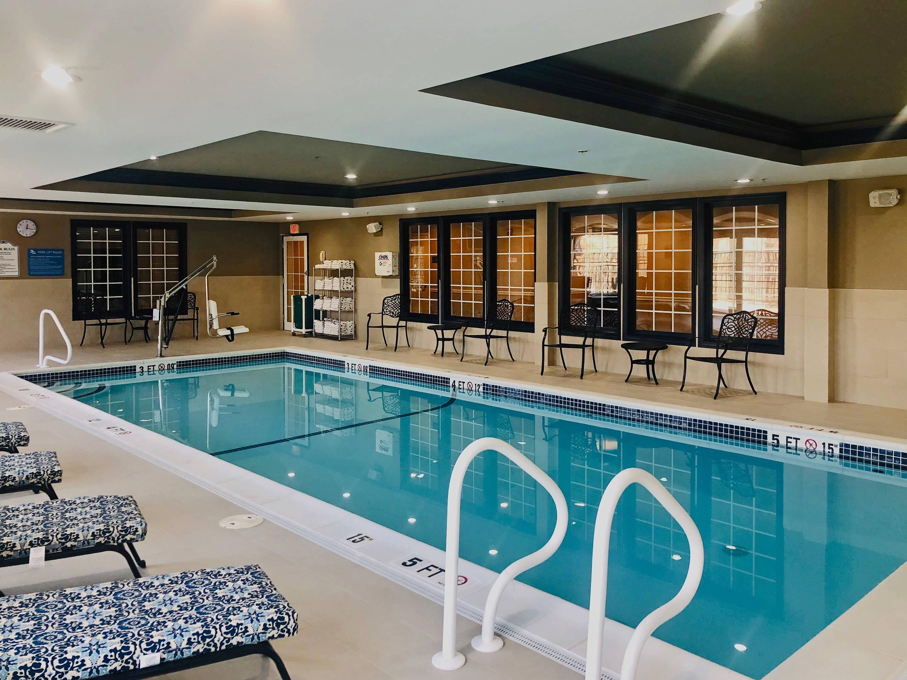 Indoor pool | Comfort Inn & Suites Sturbridge - Brimfield