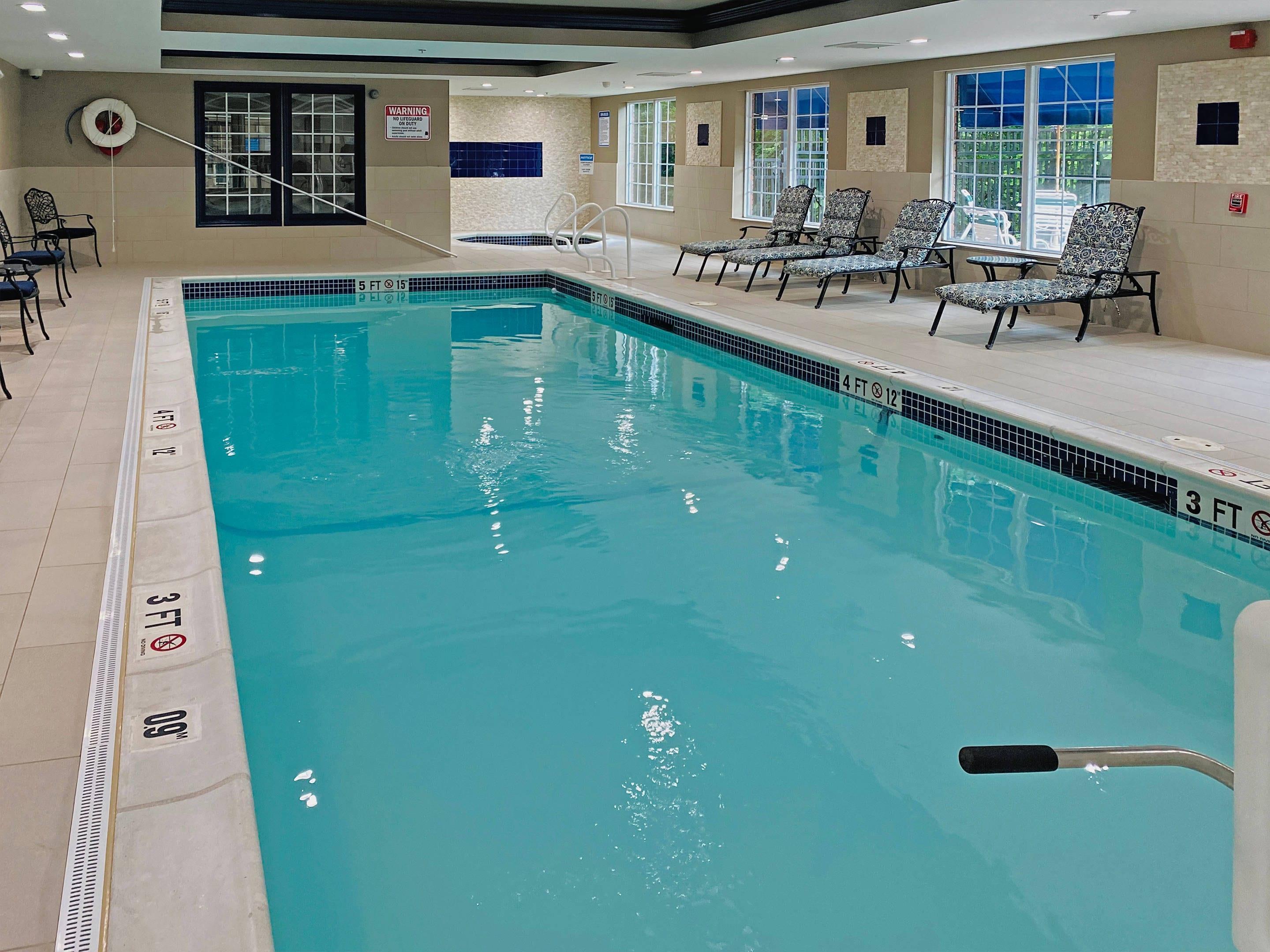 Indoor pool | Comfort Inn & Suites Sturbridge - Brimfield