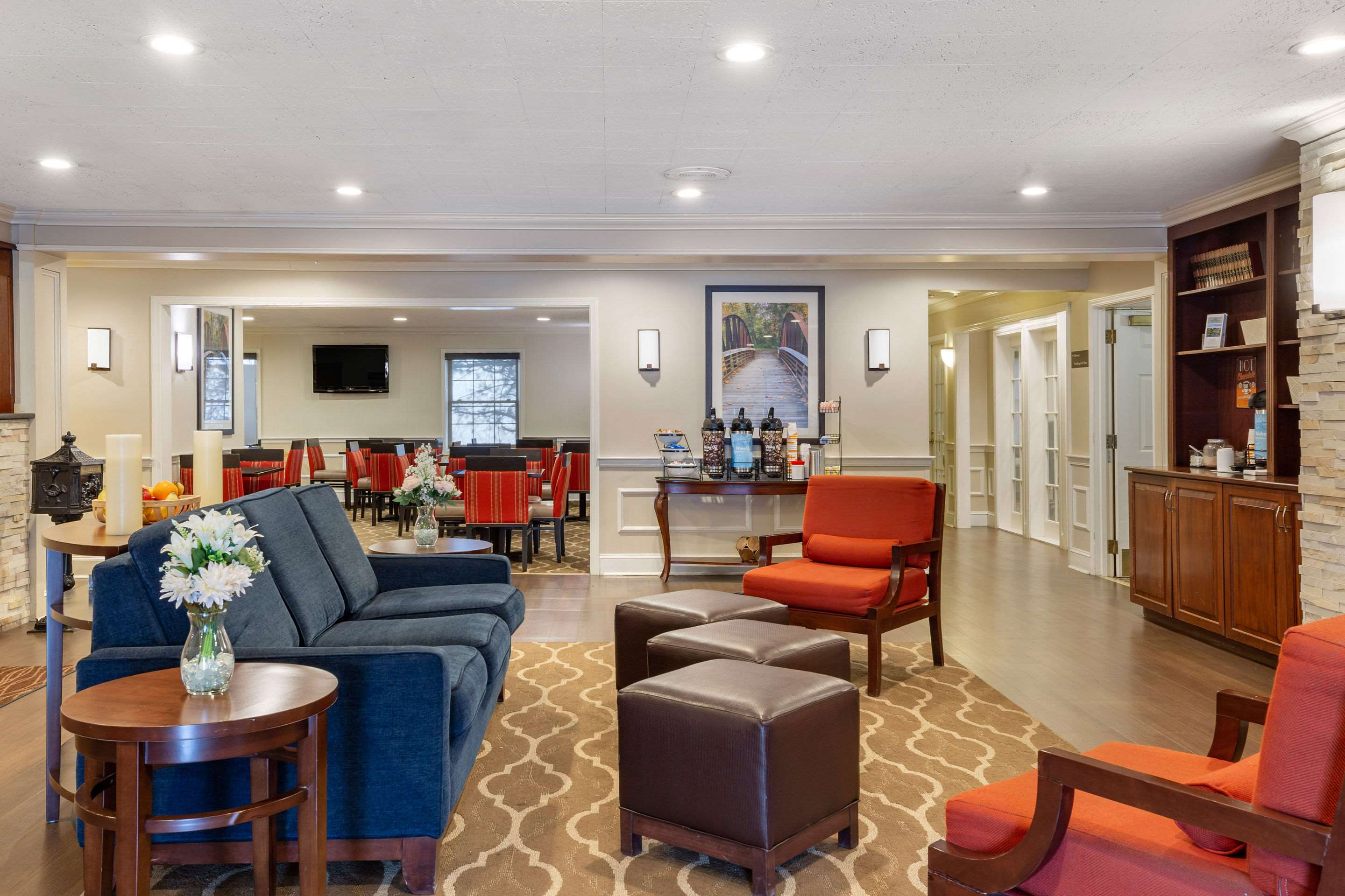 Hotel lobby | Comfort Inn Auburn - Worcester