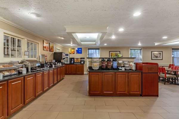 Amenities - Comfort Inn Rockland