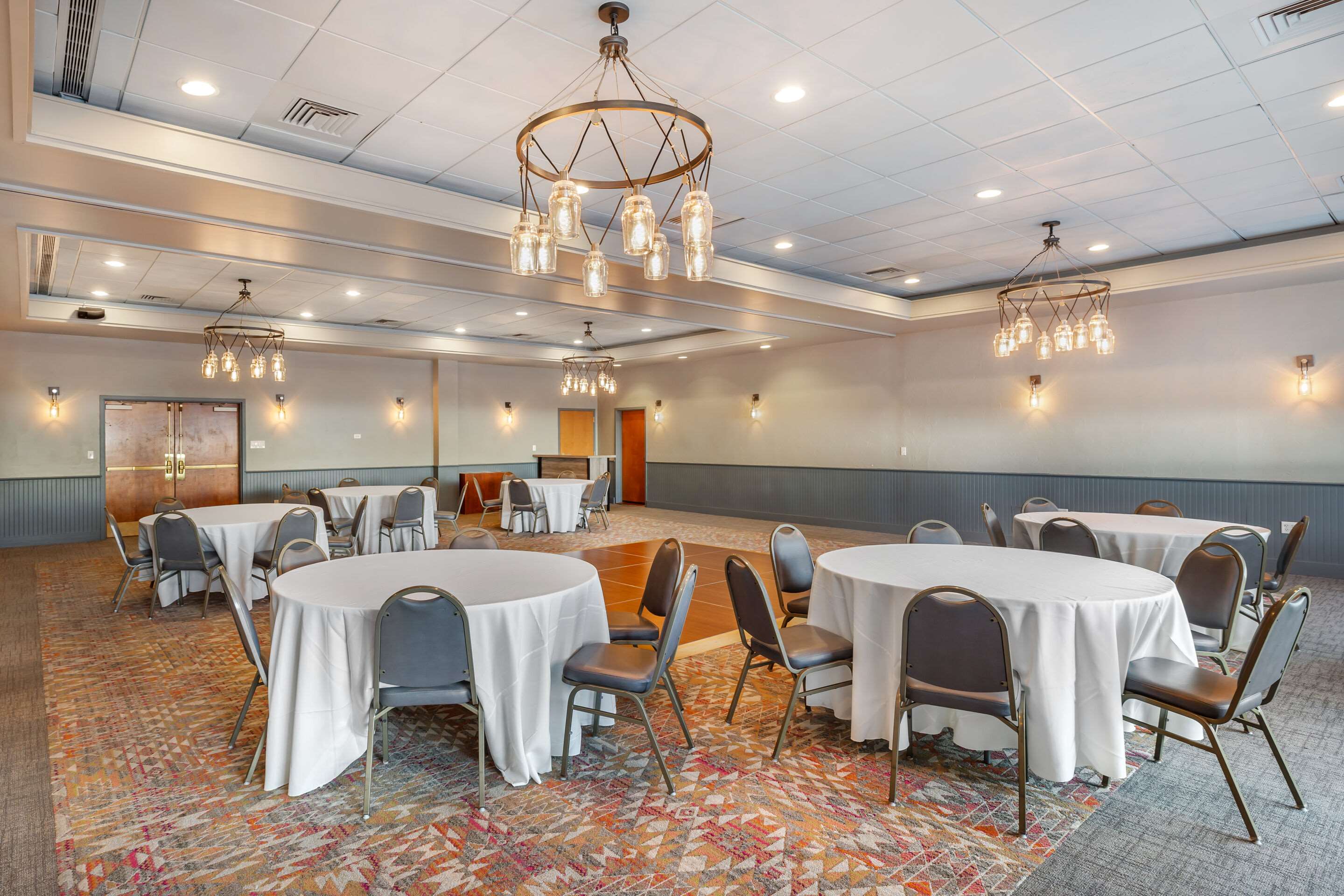 Meeting room | Comfort Inn & Suites Logan International Airport