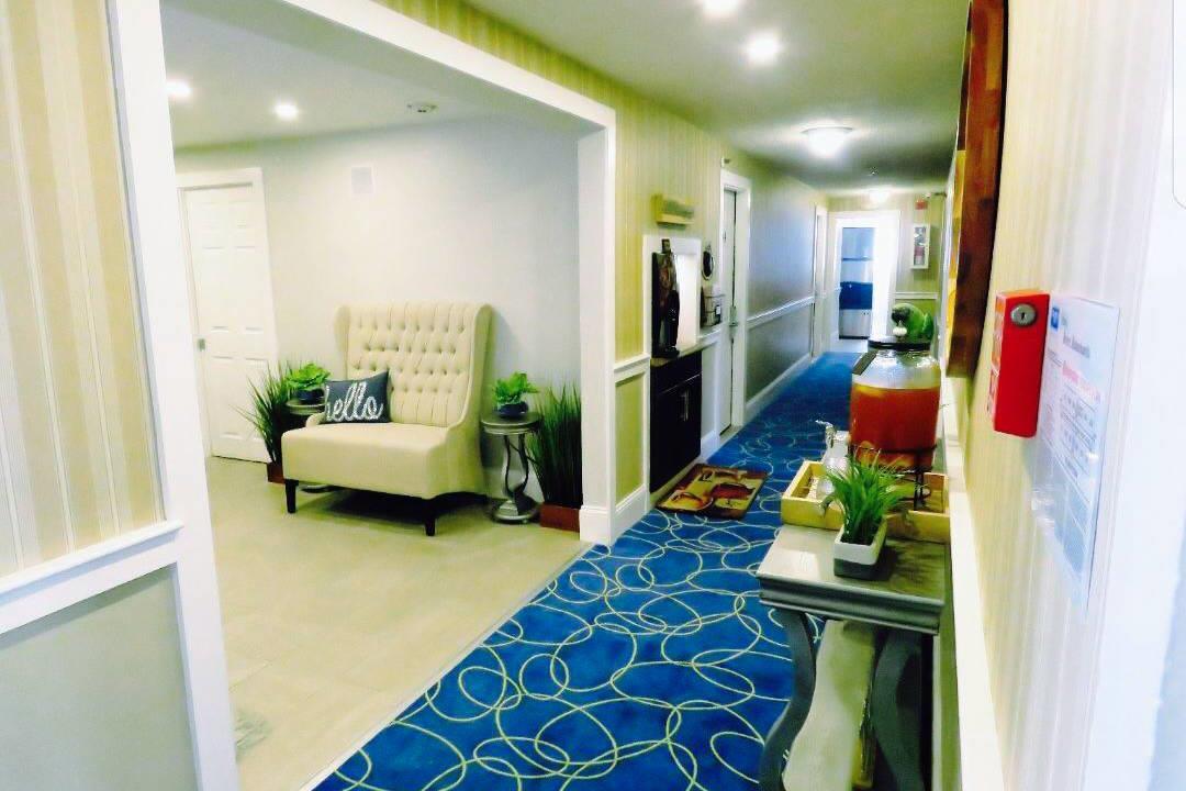 Hotel lobby | Rodeway Inn Boston Logan Airport