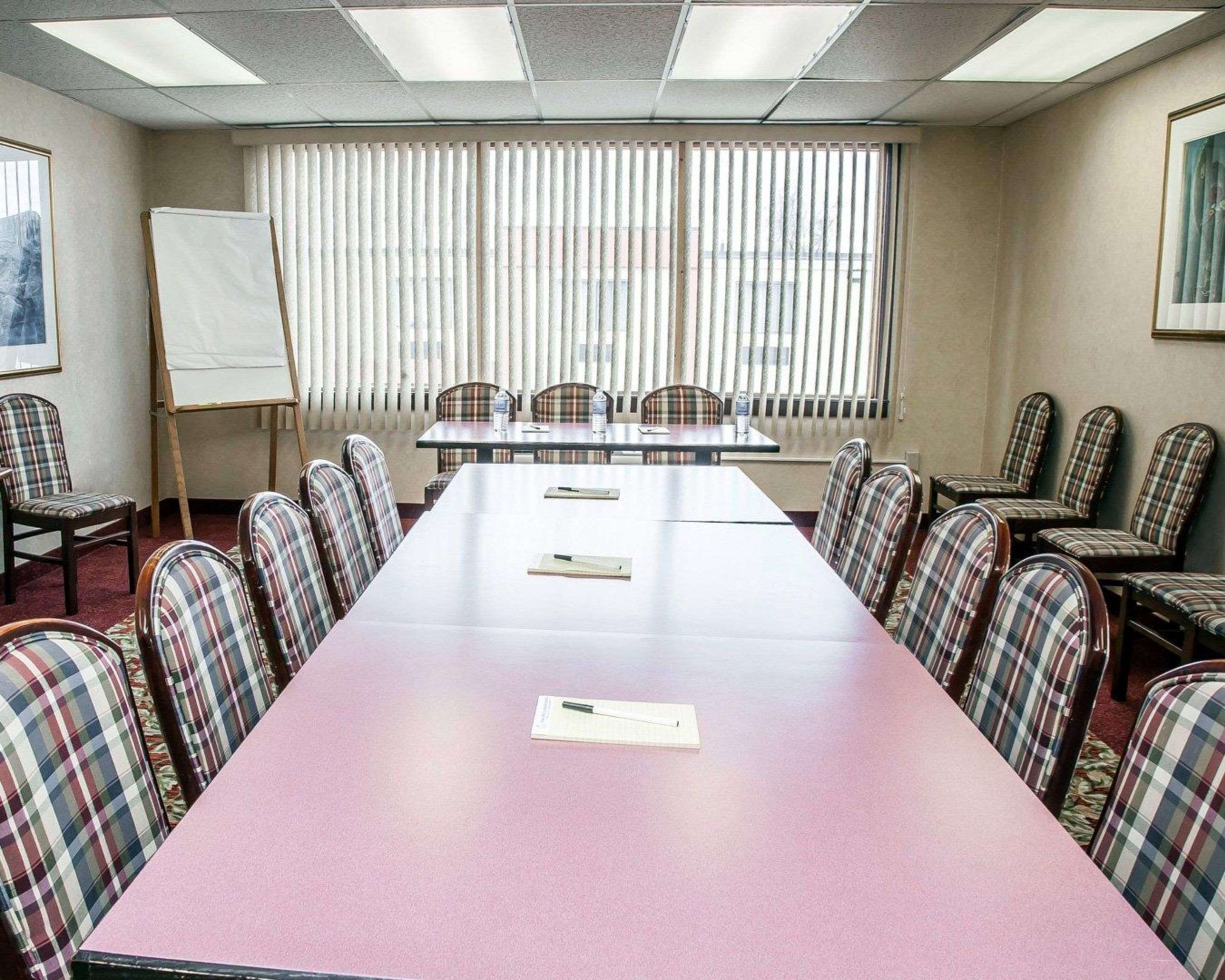 Meeting room | Quality Inn Seekonk - Providence