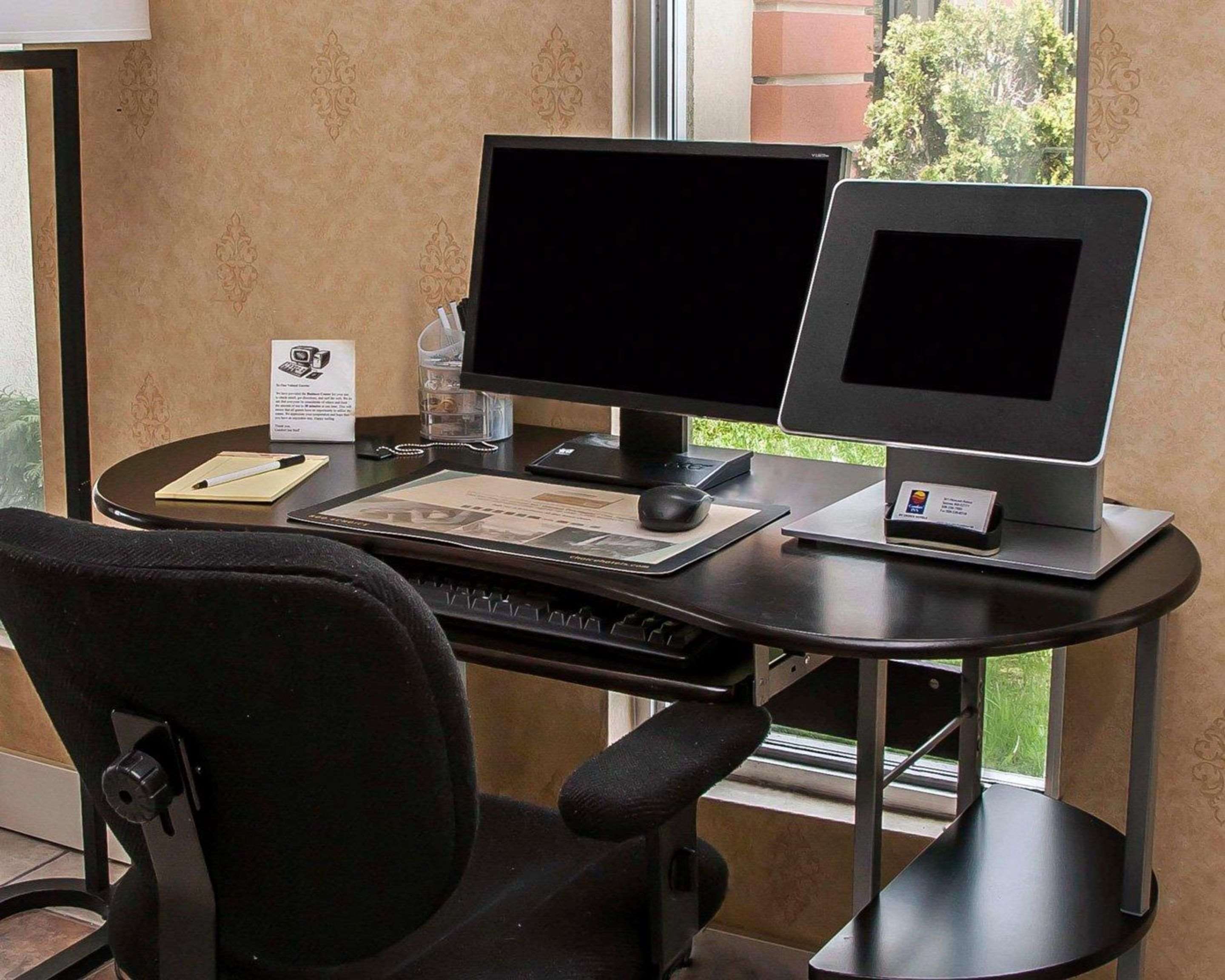 Business center | Quality Inn Seekonk - Providence