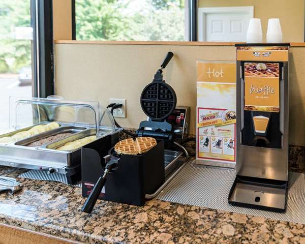 Amenities - Quality Inn Westfield