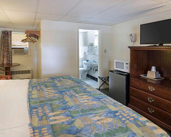  - Rodeway Inn Westminster