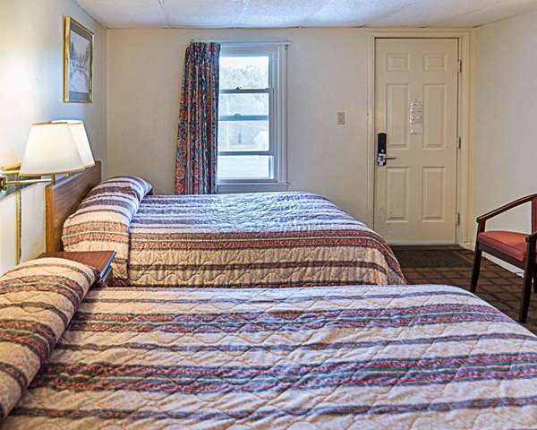 Suite - Rodeway Inn Westminster