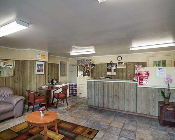 Exterior view - Rodeway Inn Westminster