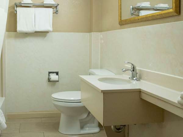  - Quality Inn Raynham