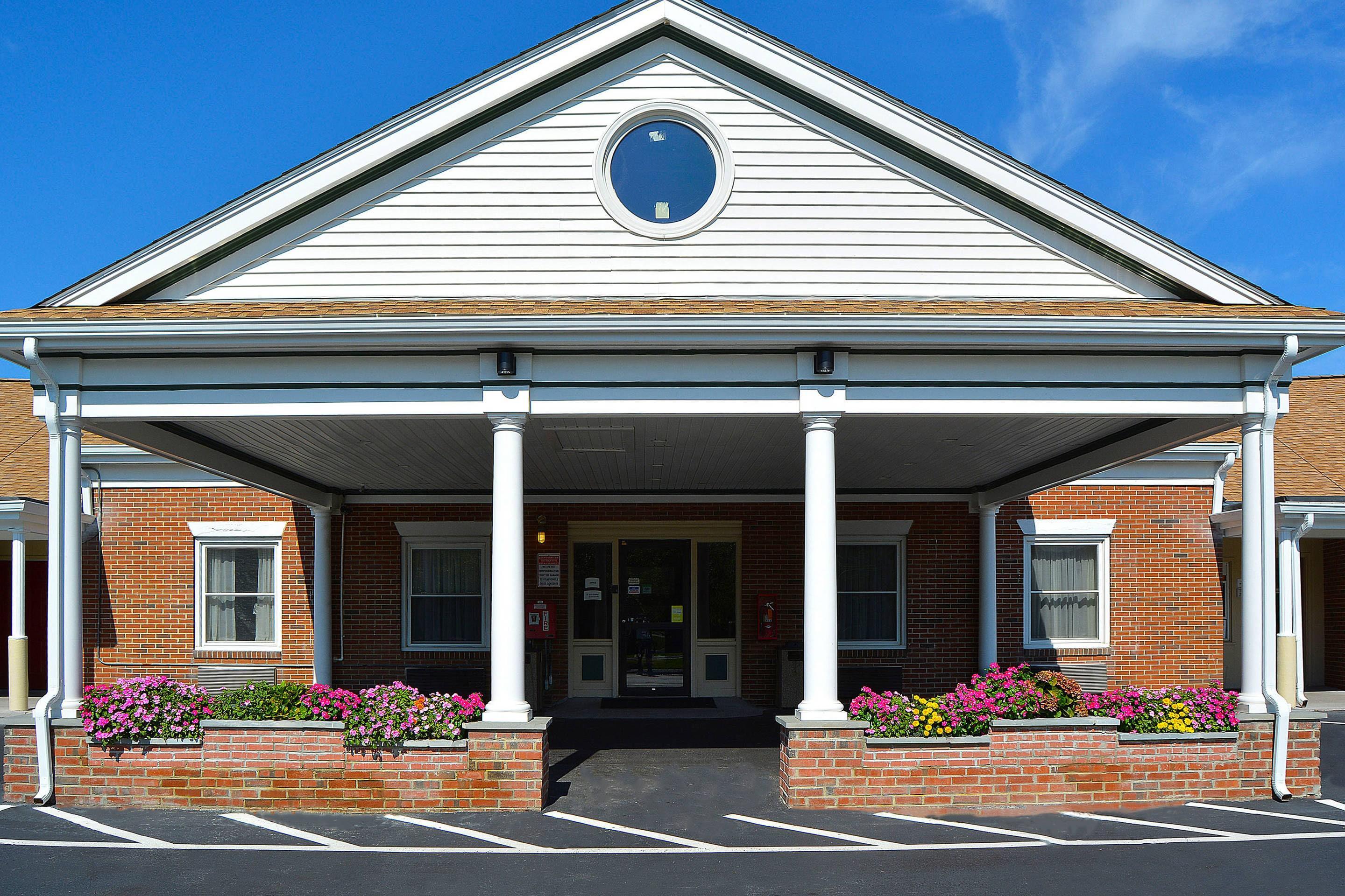 Hotel exterior | Quality Inn Raynham - Taunton