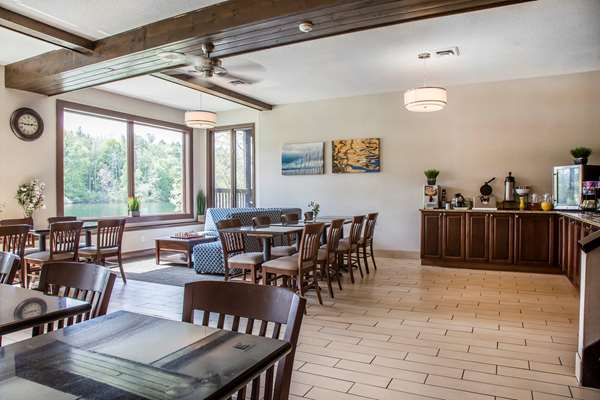 Amenities - Black Swan Inn Lee