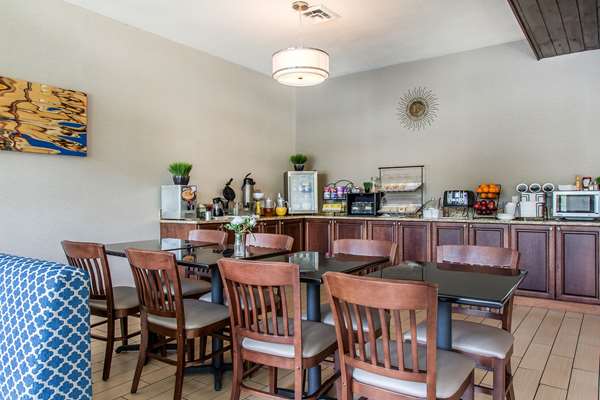 Amenities - Black Swan Inn Lee