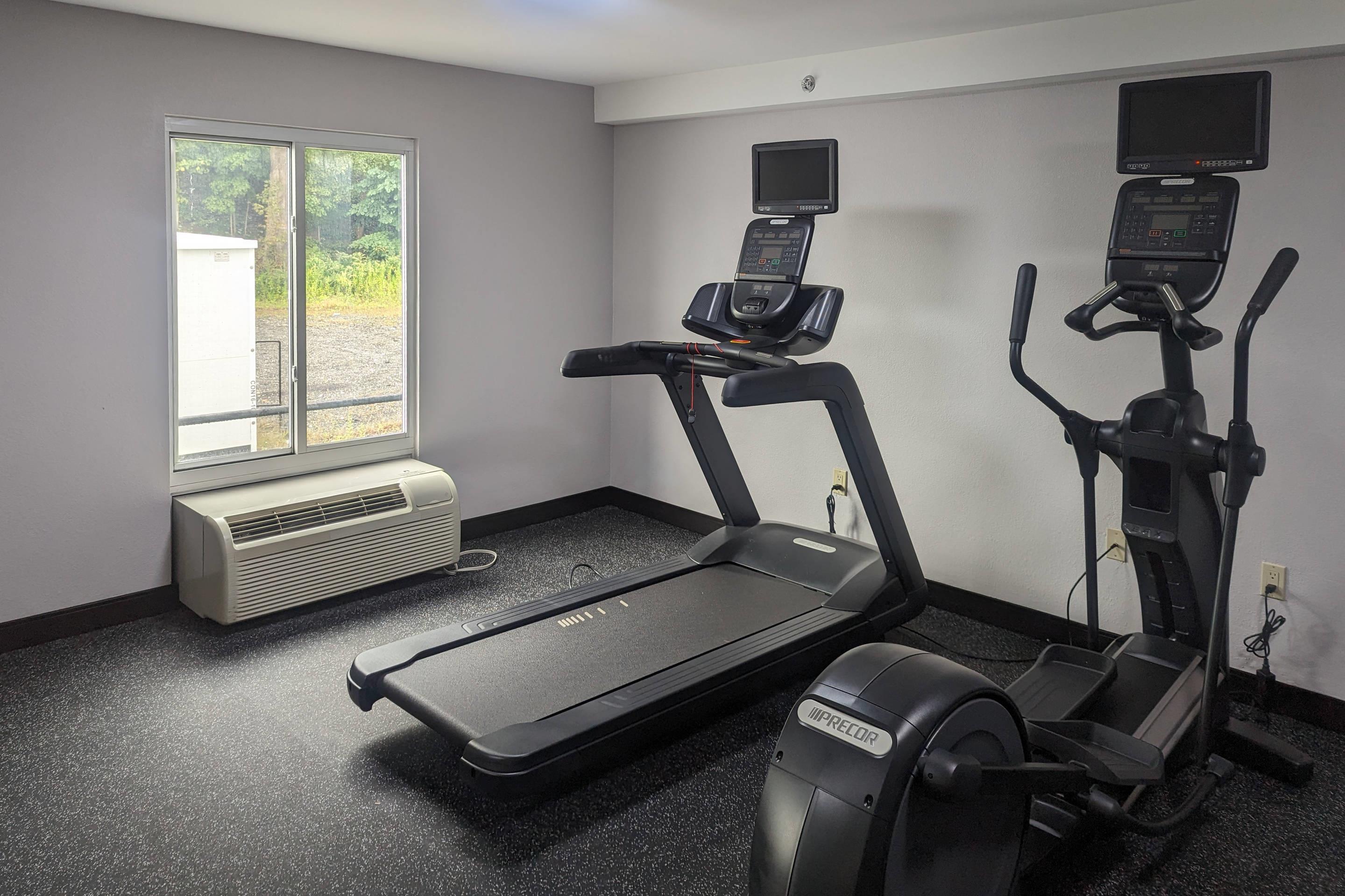 Fitness center | Quality Inn & Suites Northampton - Amherst