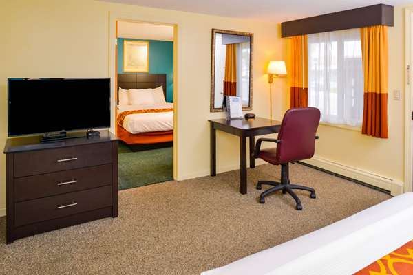 Suite - Rodeway Inn Orleans