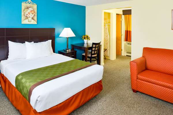 Suite - Rodeway Inn Orleans