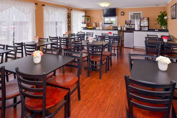 Amenities - Rodeway Inn Orleans